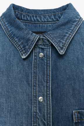 Short-sleeve denim shirt