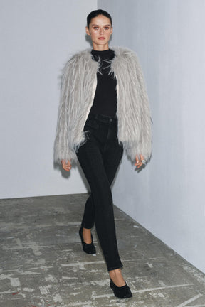 HIGH-WAIST SKINNY JEANS