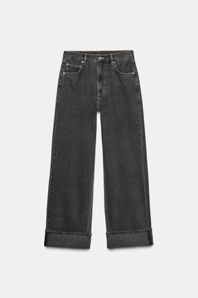 Baggy Mid-Waist Jeans