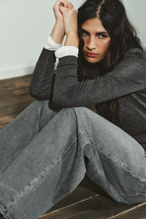 Folded waistband mid-waist jeans