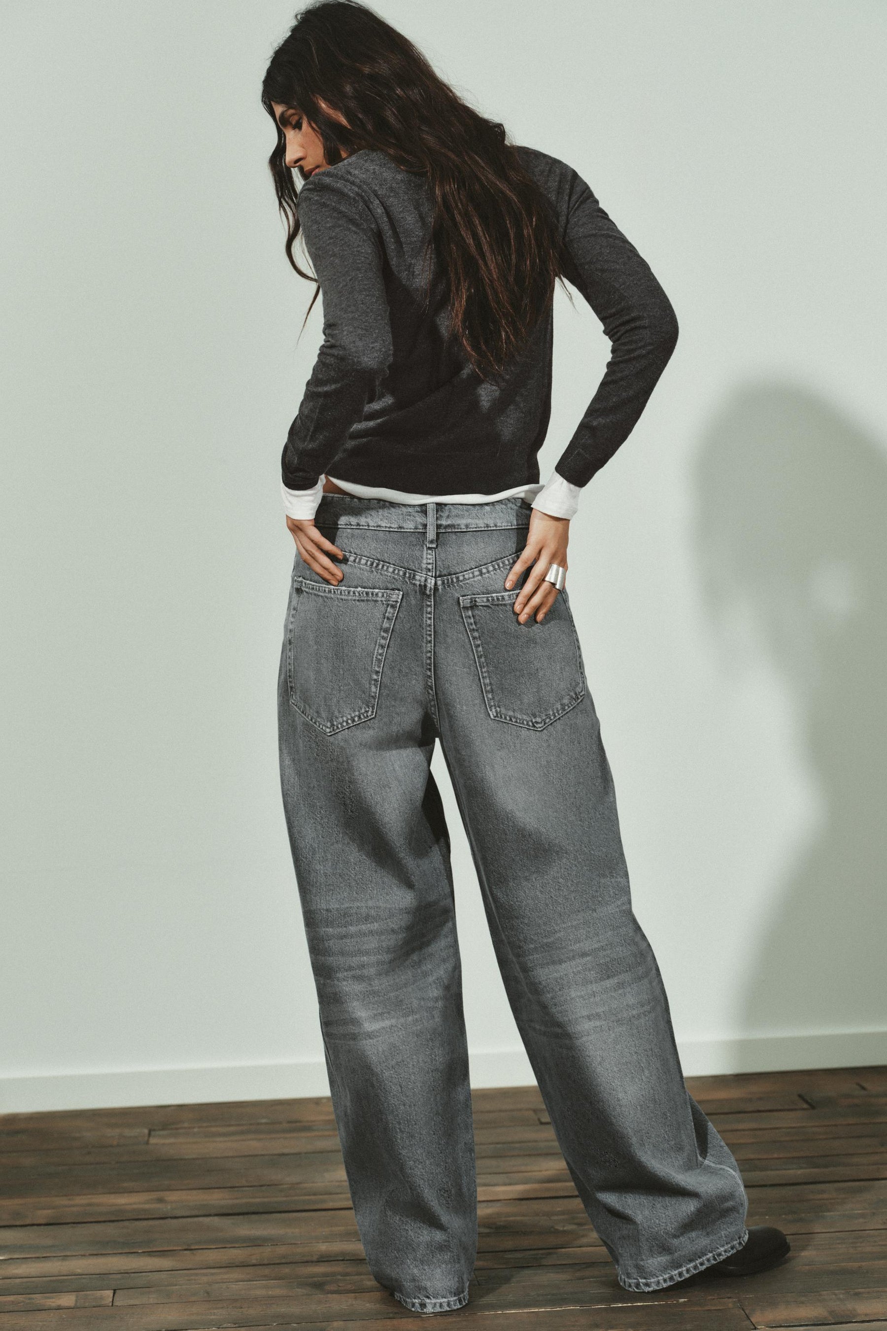 Folded waistband mid-waist jeans