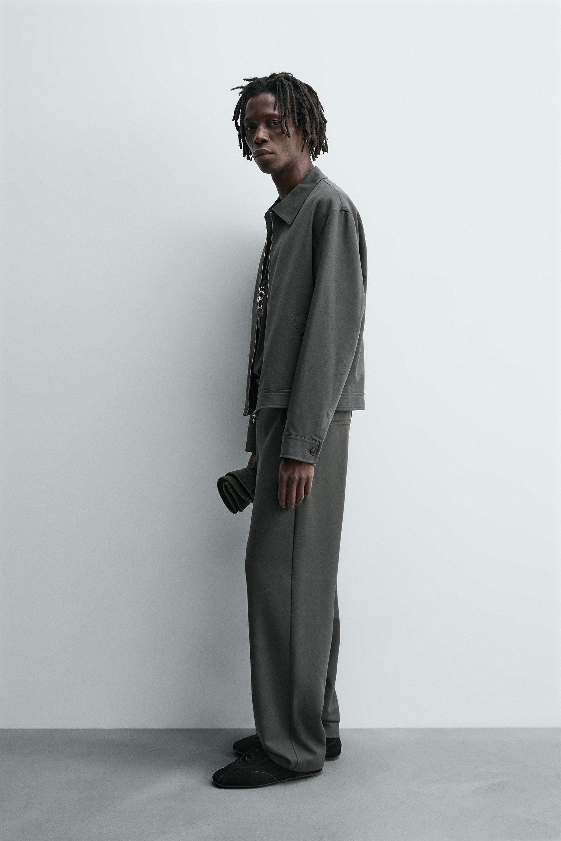 REGULAR FIT JOGGER WAIST TROUSERS - Image 4