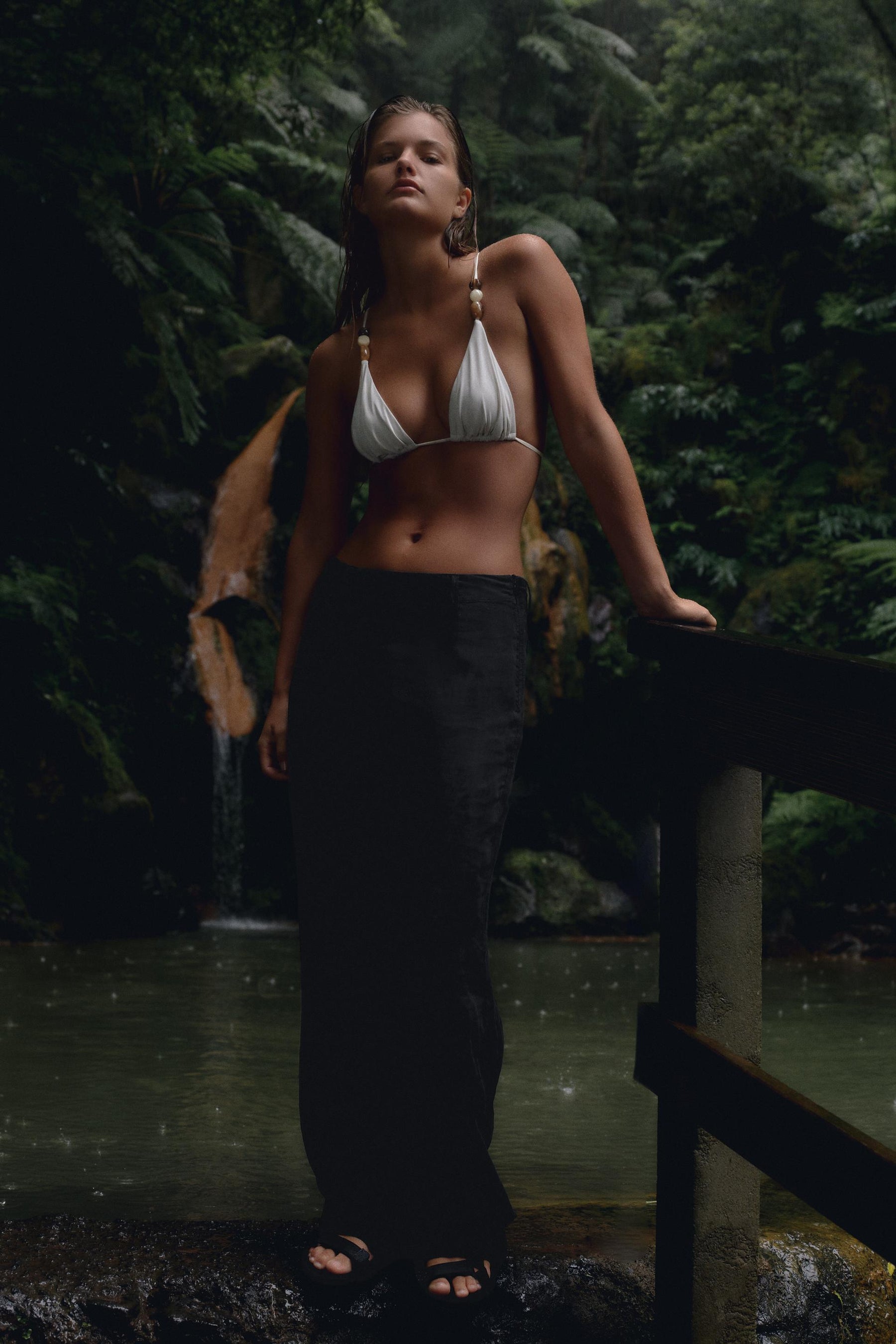 STRAIGHT-LEG TROUSERS