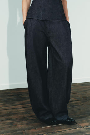 DENIM TROUSERS WITH DARTS