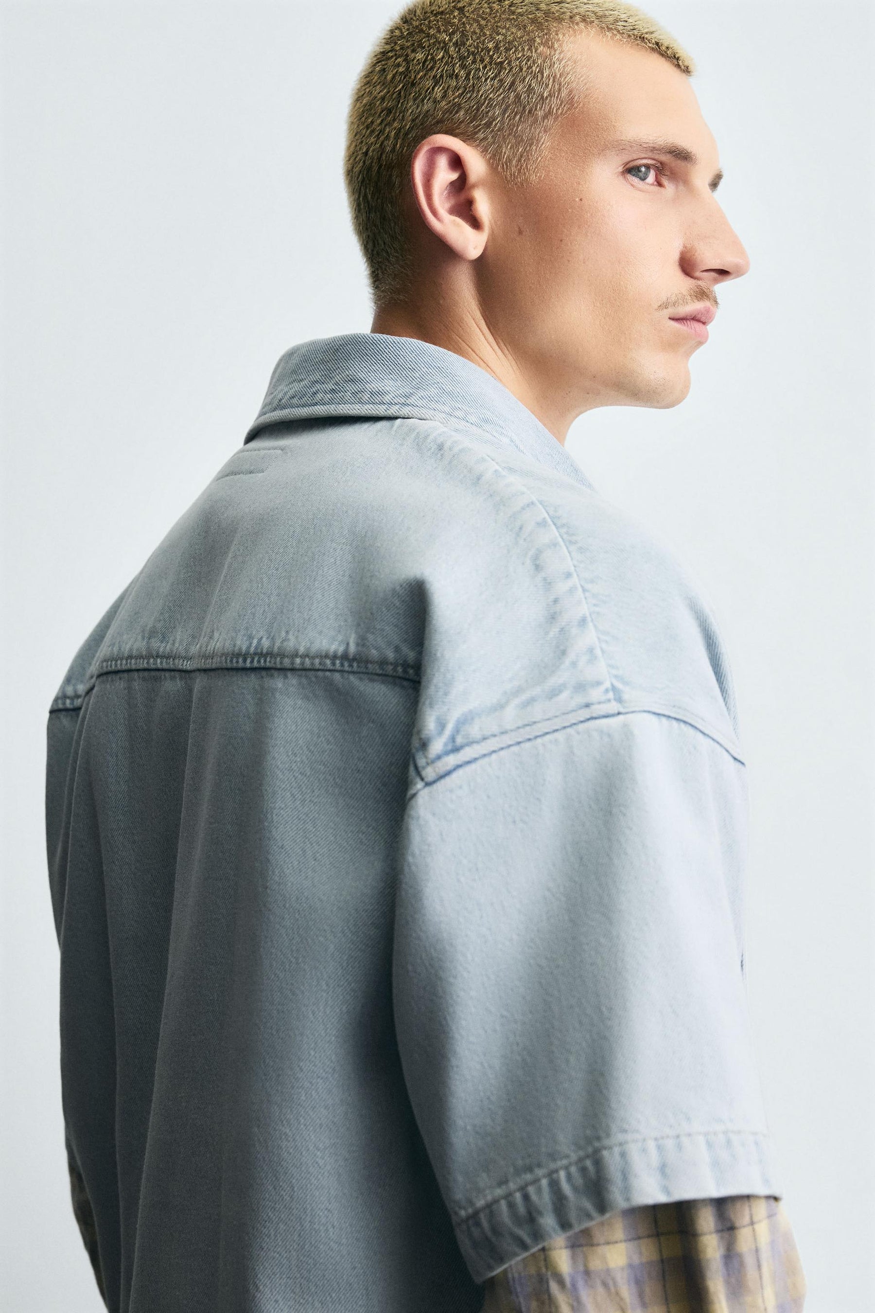 LIGHT DENIM POLO SHIRT - Image 5