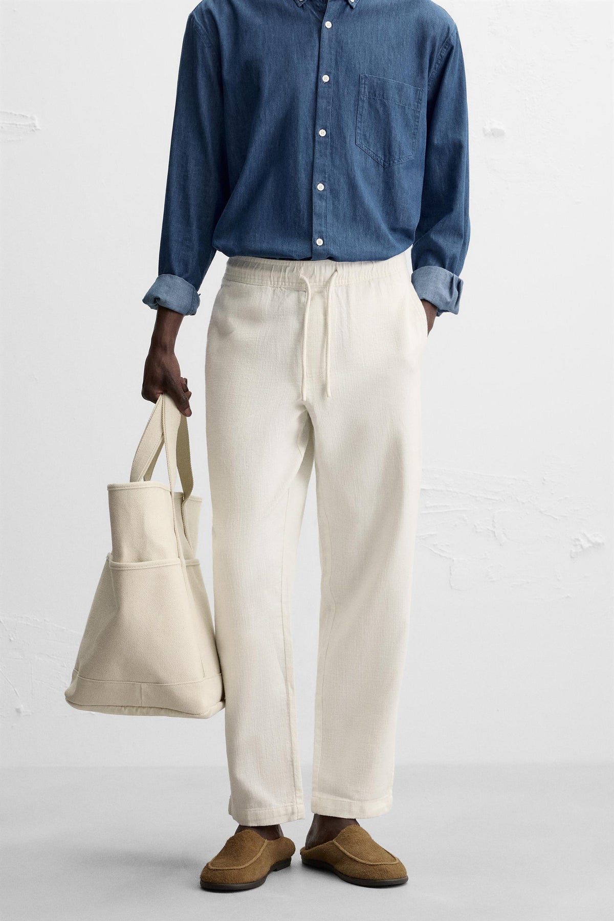 RELAXED FIT TEXTURED TROUSERS - Image 2