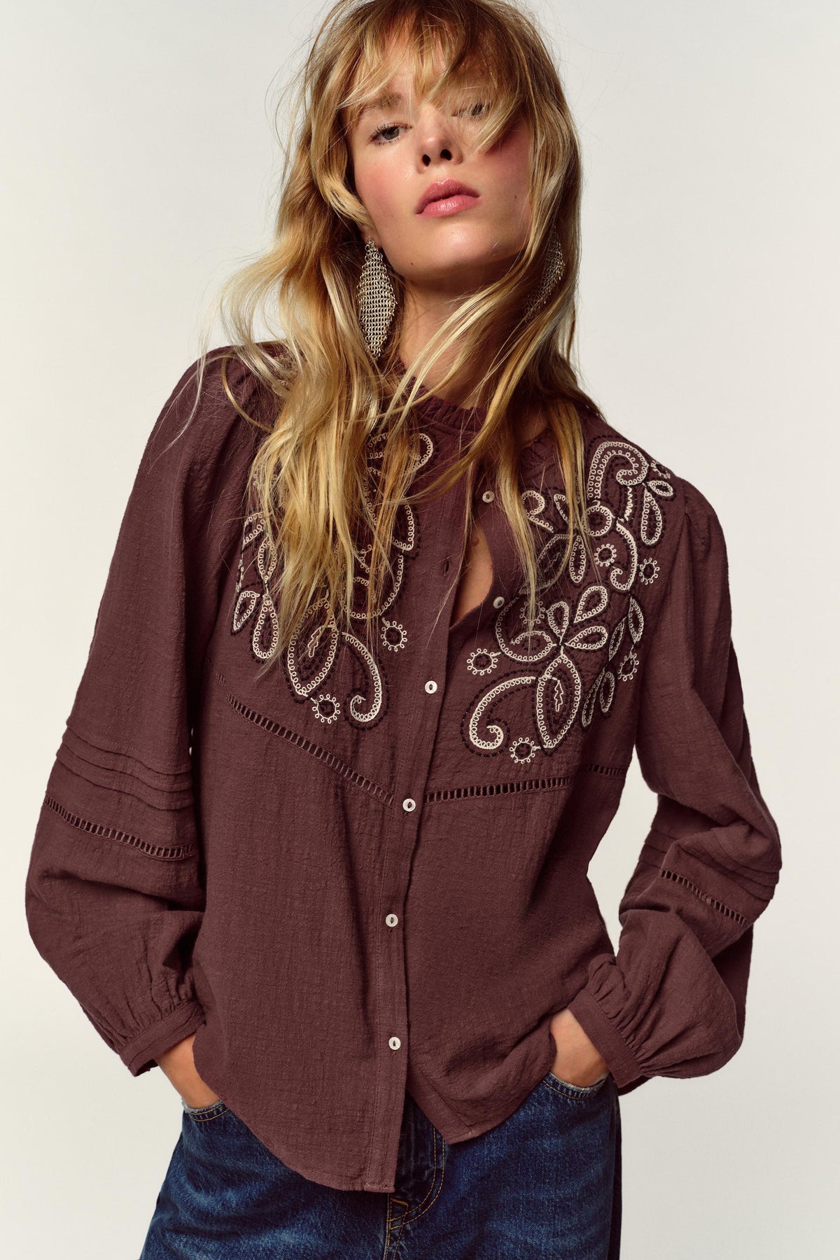 EMBROIDERED BLOUSE