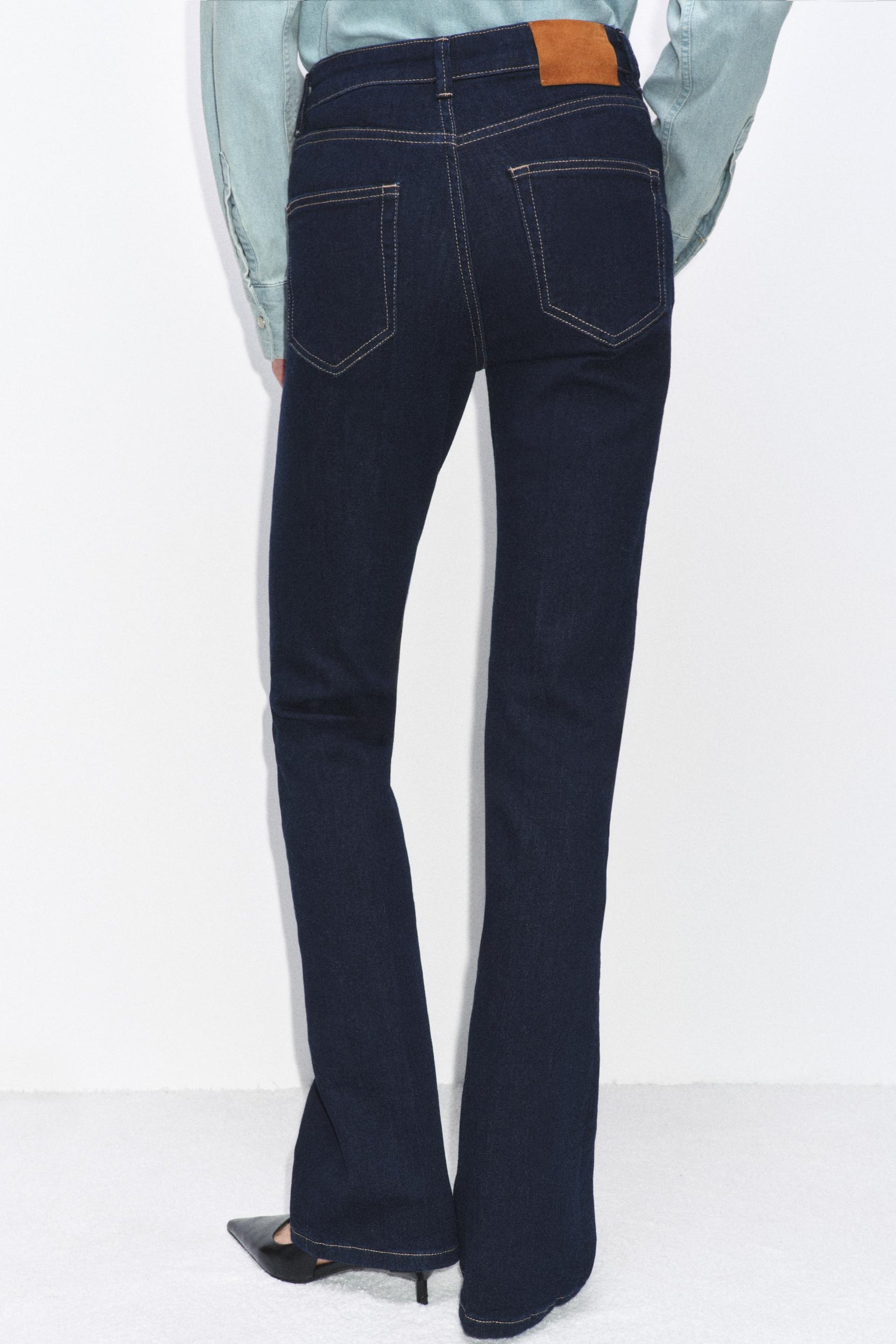 High-waist Bootcut Jeans