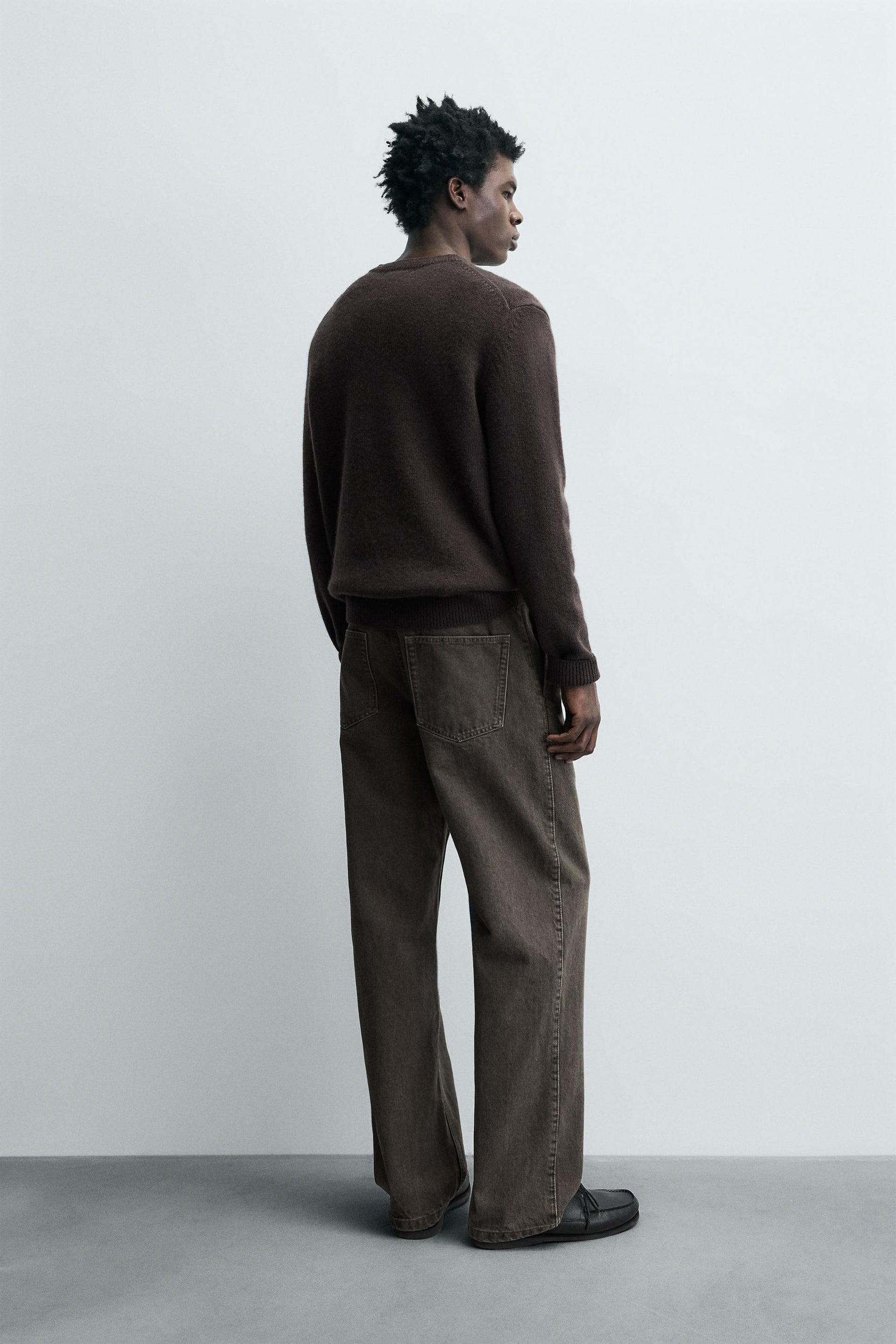 STRAIGHT FIT PLEATED JEANS - Image 3