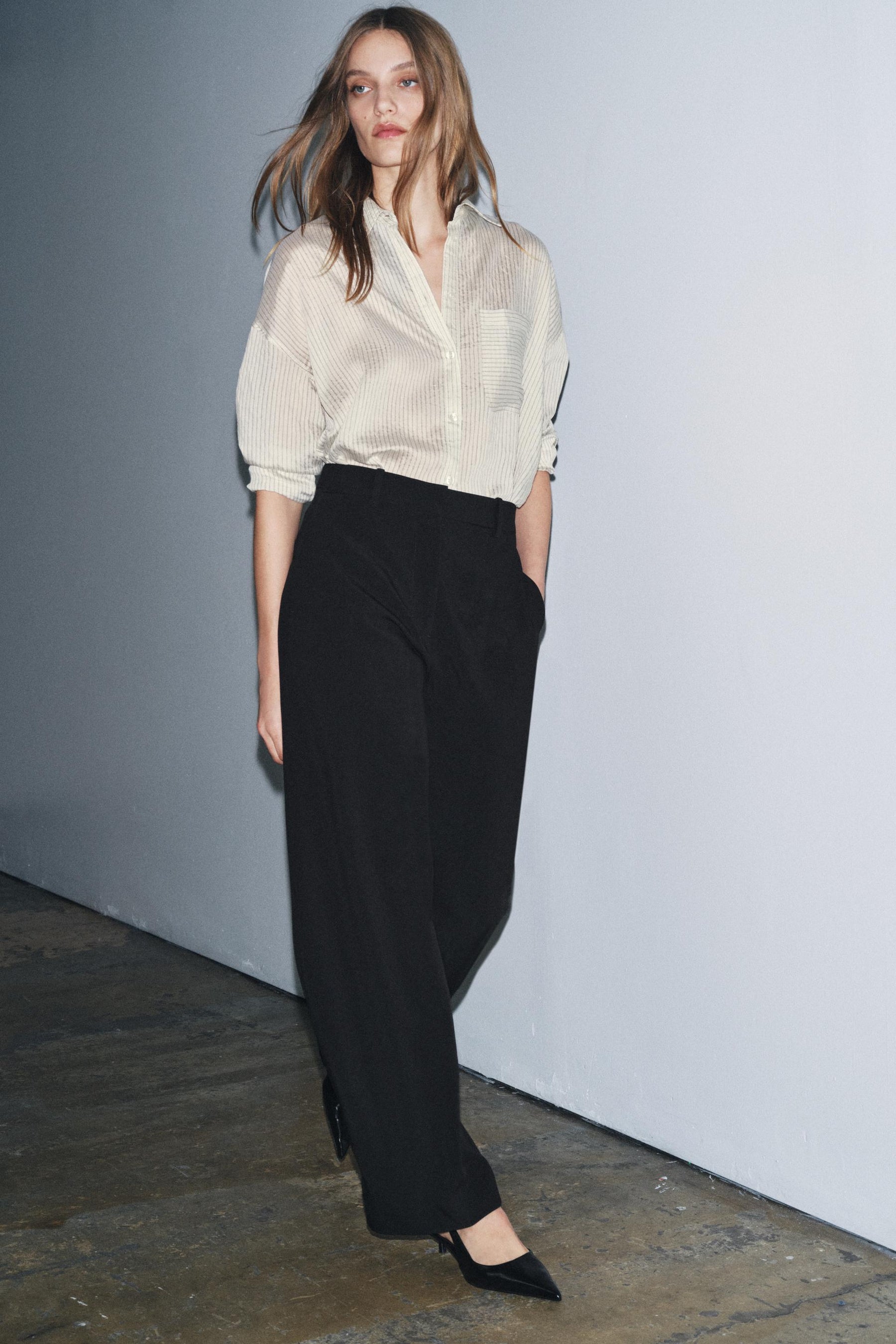 Balloon Trousers with Buttons