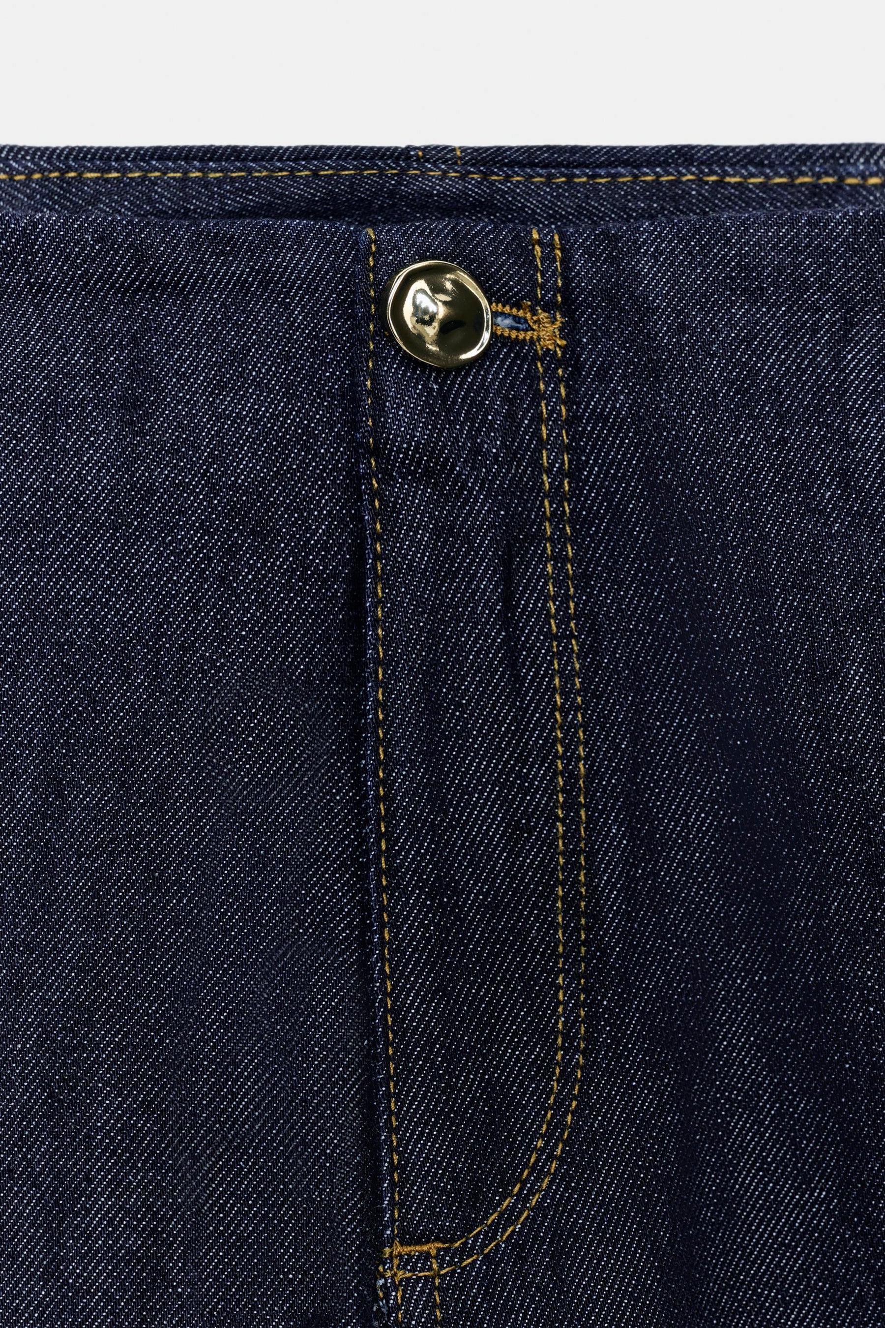 High-waist wide-leg jeans