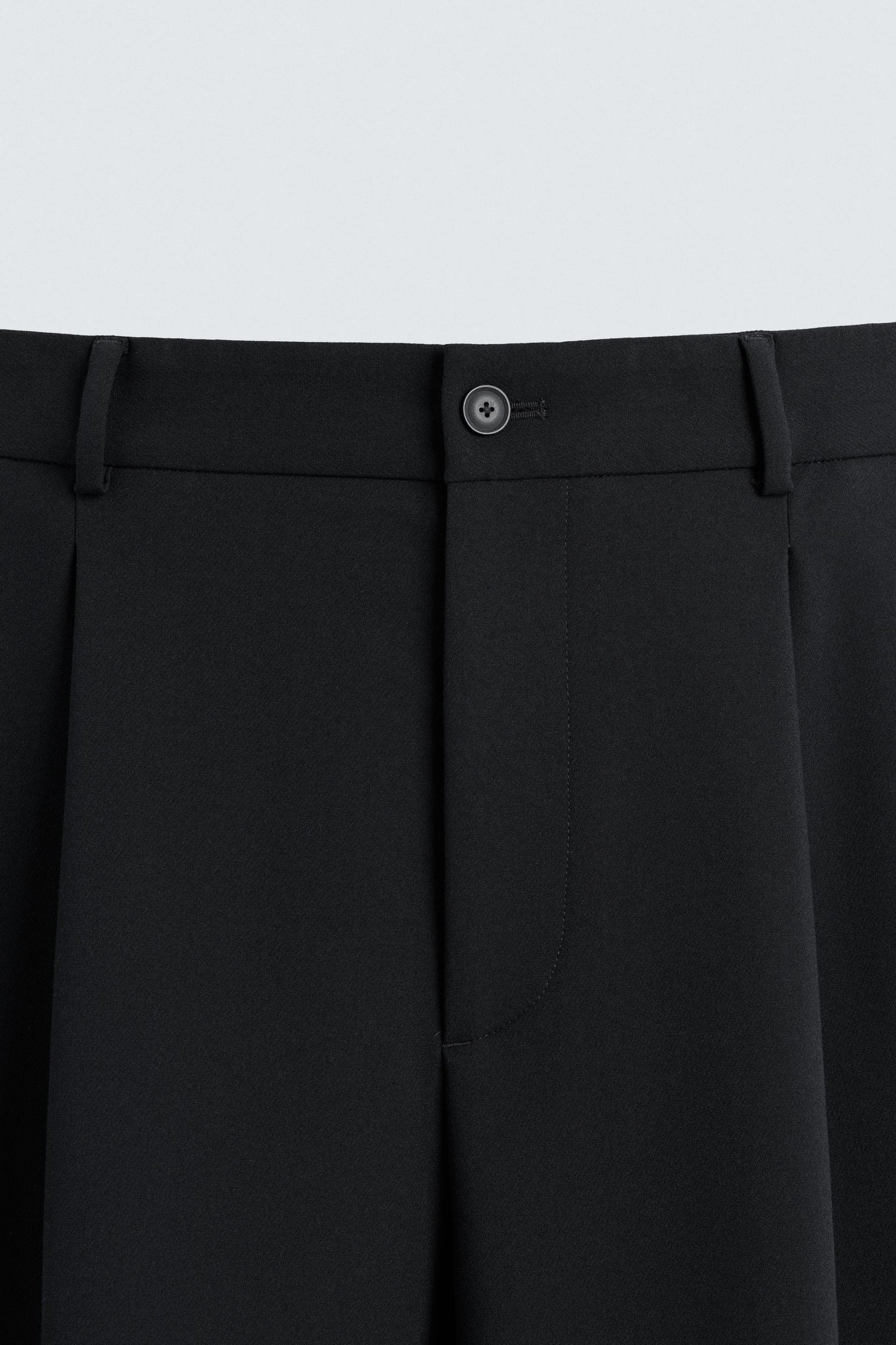 Pleated Relaxed-Fit Trousers
