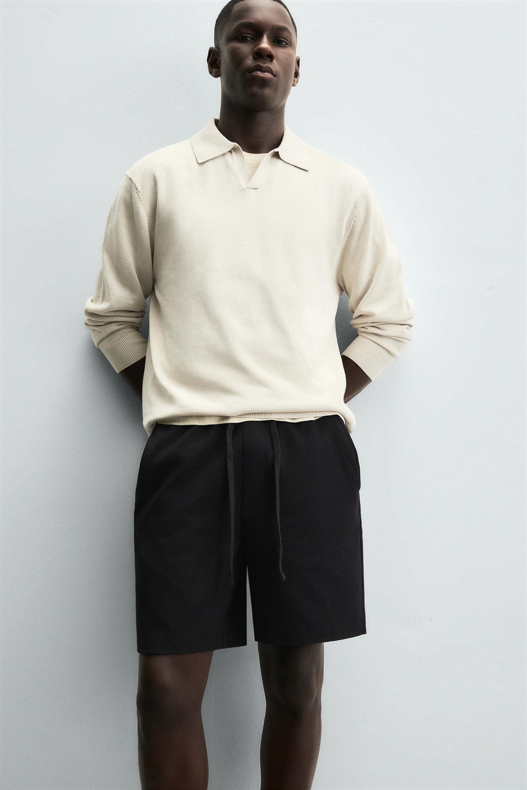 TEXTURED COMFORT BERMUDA SHORTS - Image 5