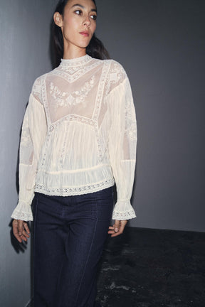 Embroidered Romantic Blouse