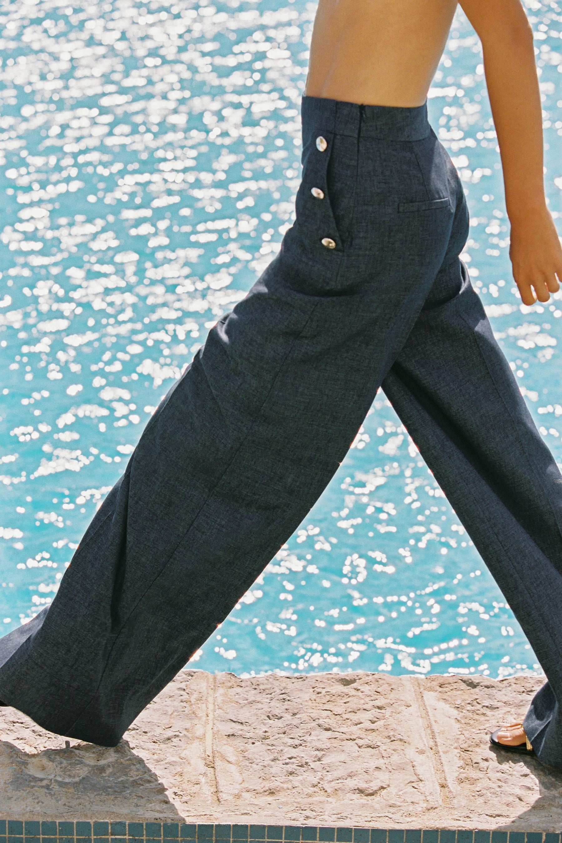 Linen Wide-Leg Trousers