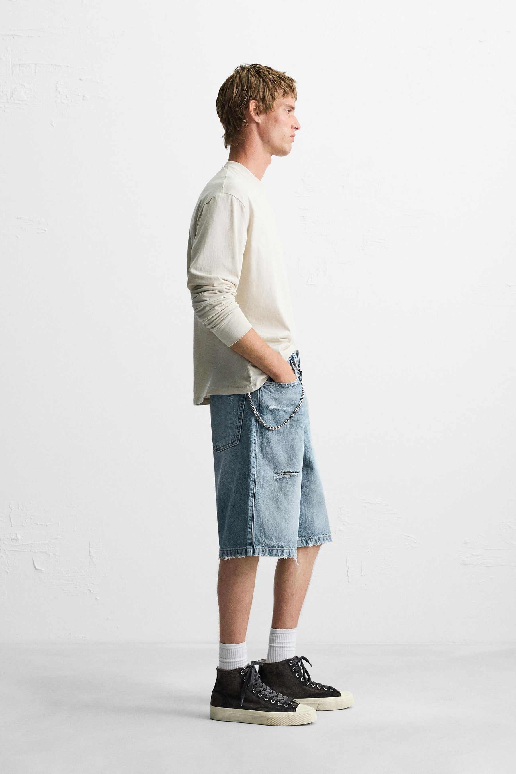 RIPPED BAGGY FIT DENIM BERMUDA SHORTS - Image 4