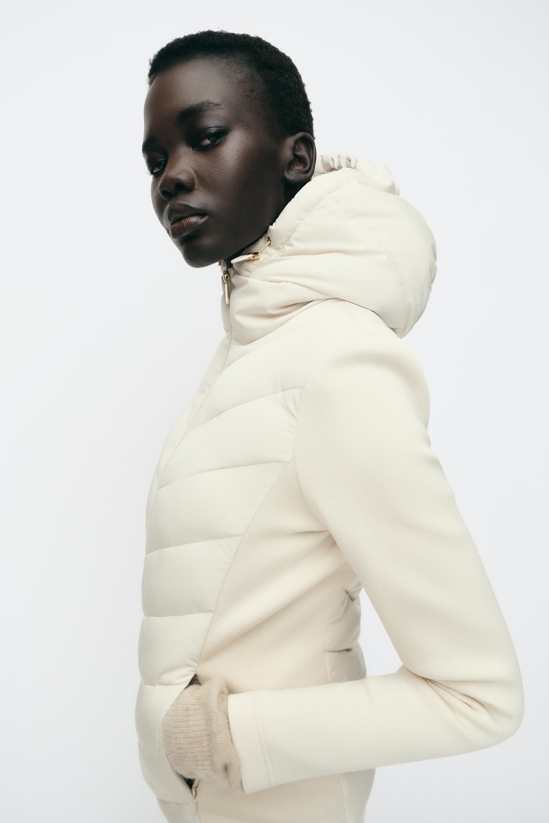 CONTRAST PUFFER COAT