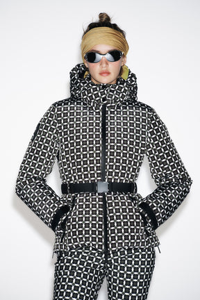 Water-resistant down jacket