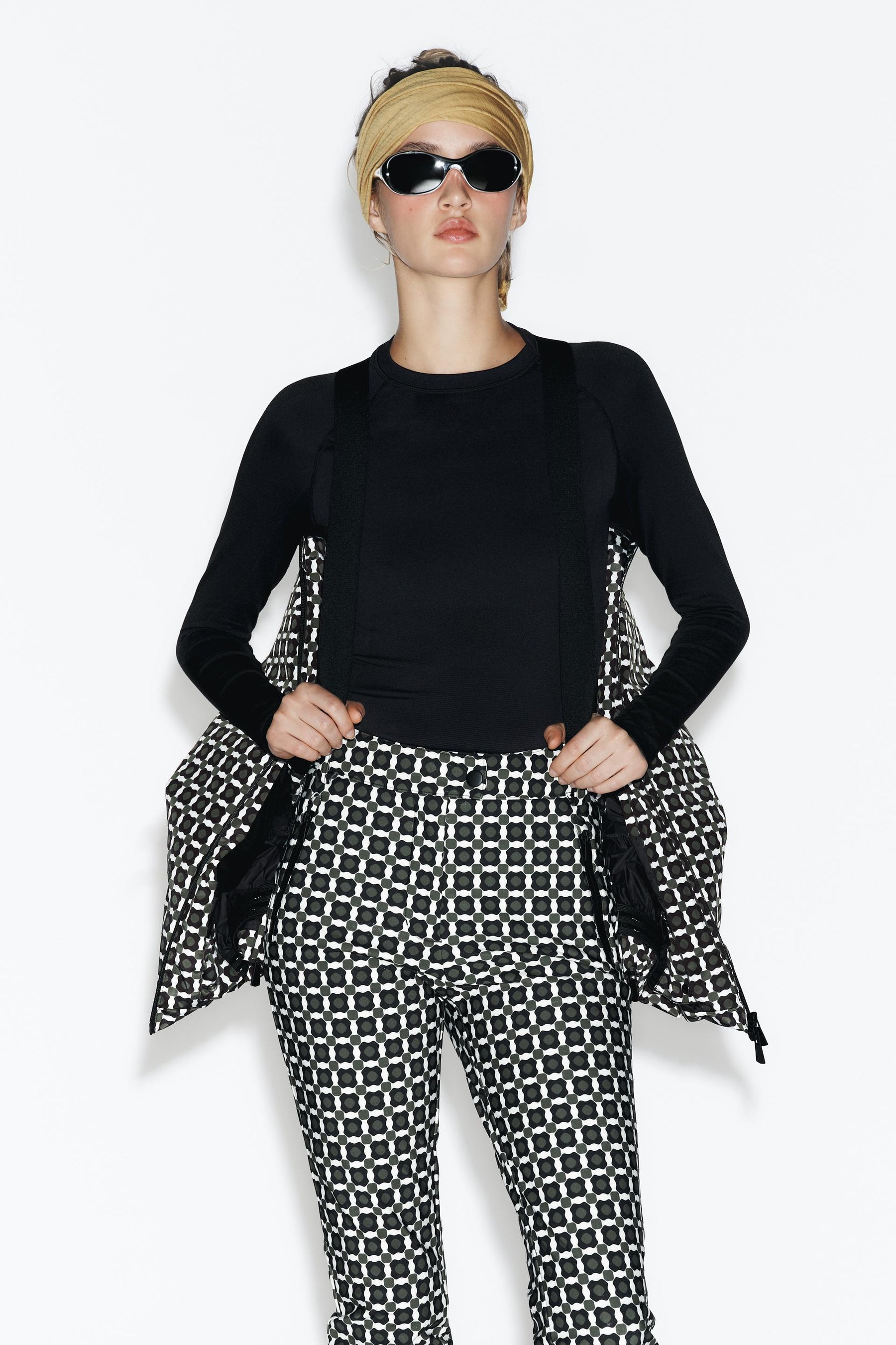 Water-resistant down jacket