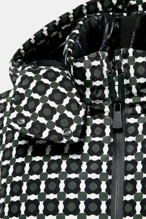 Water-resistant down jacket