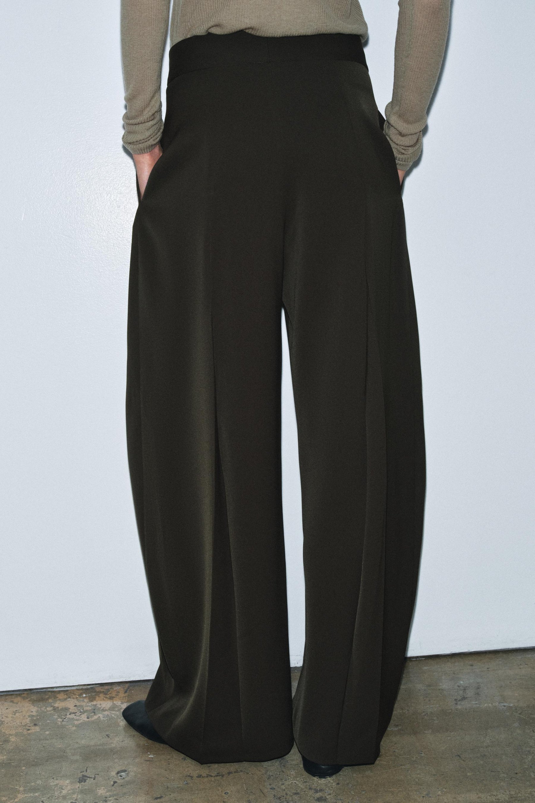 Flowing Darts Trousers