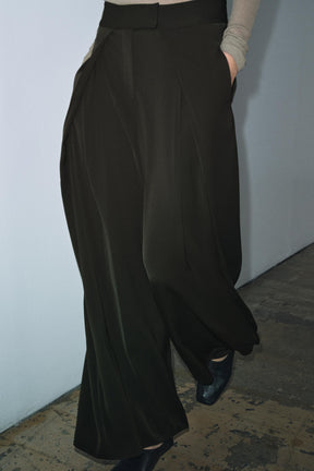 Flowing Darts Trousers