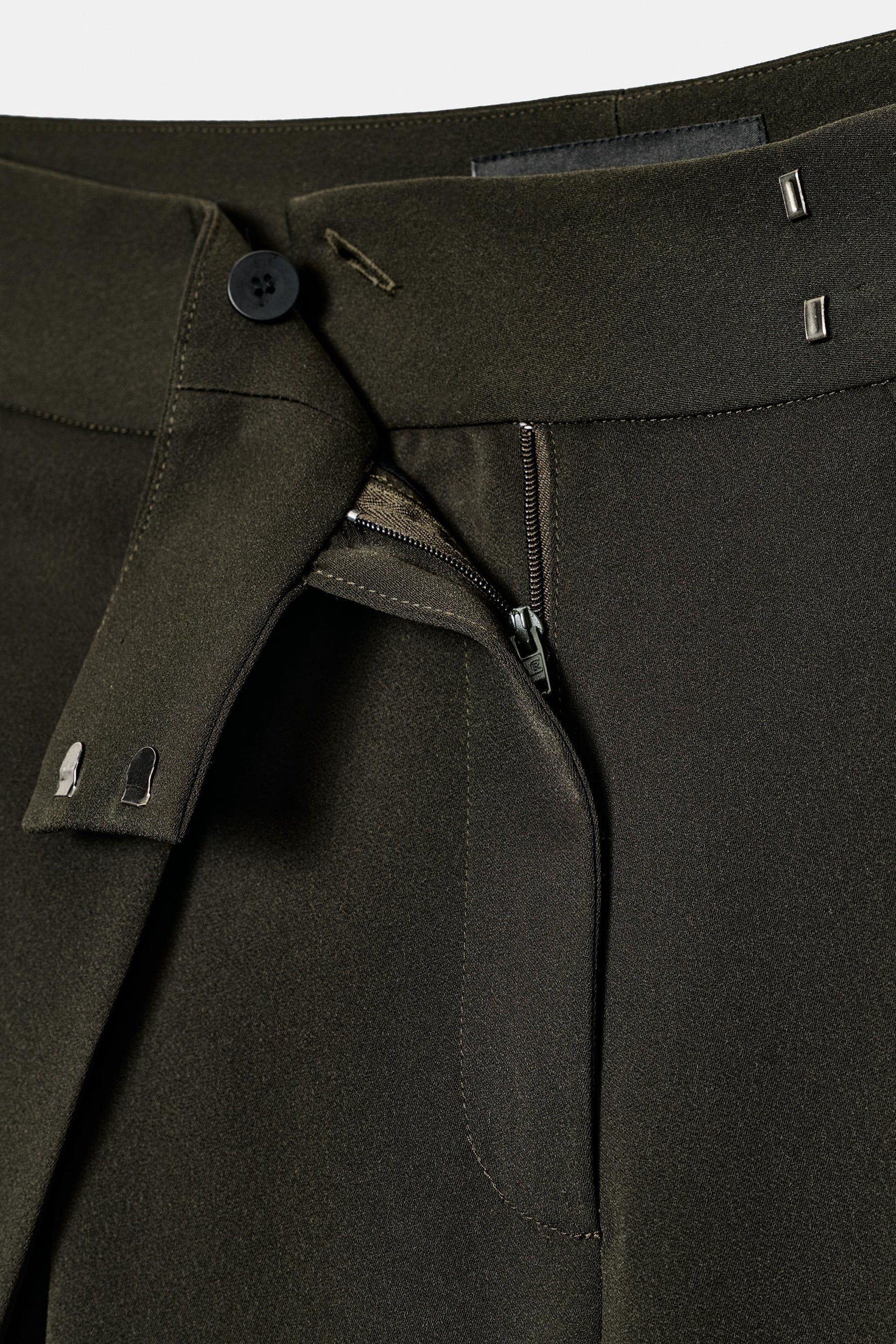 Flowing Darts Trousers