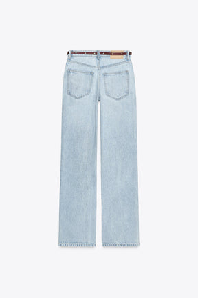 High-waist Jeans with Belt
