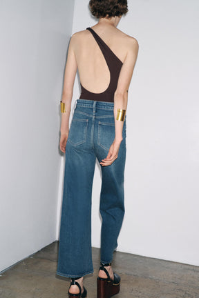 Wide-Leg High-Waist Jeans