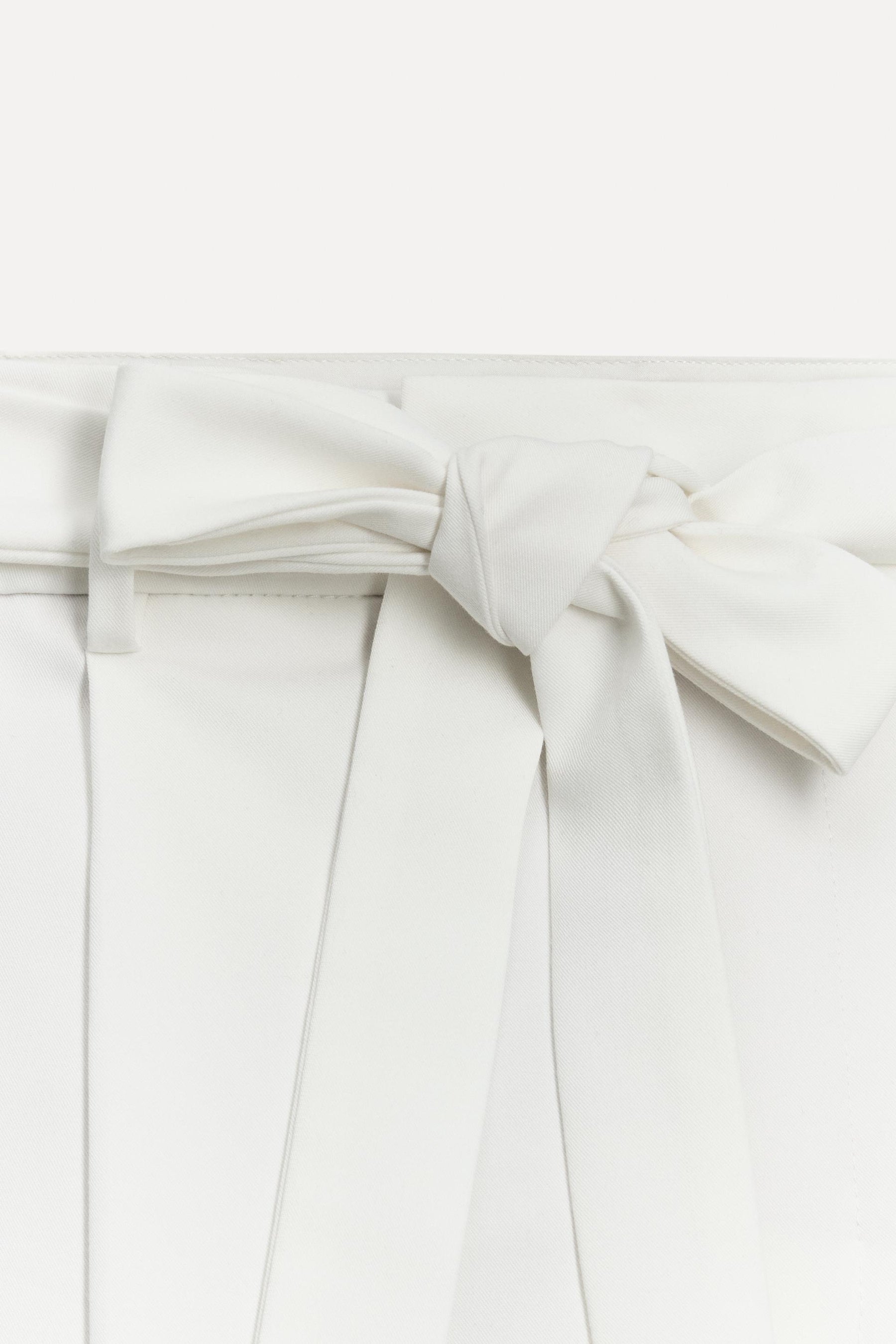 Anniversary Trousers with Belt