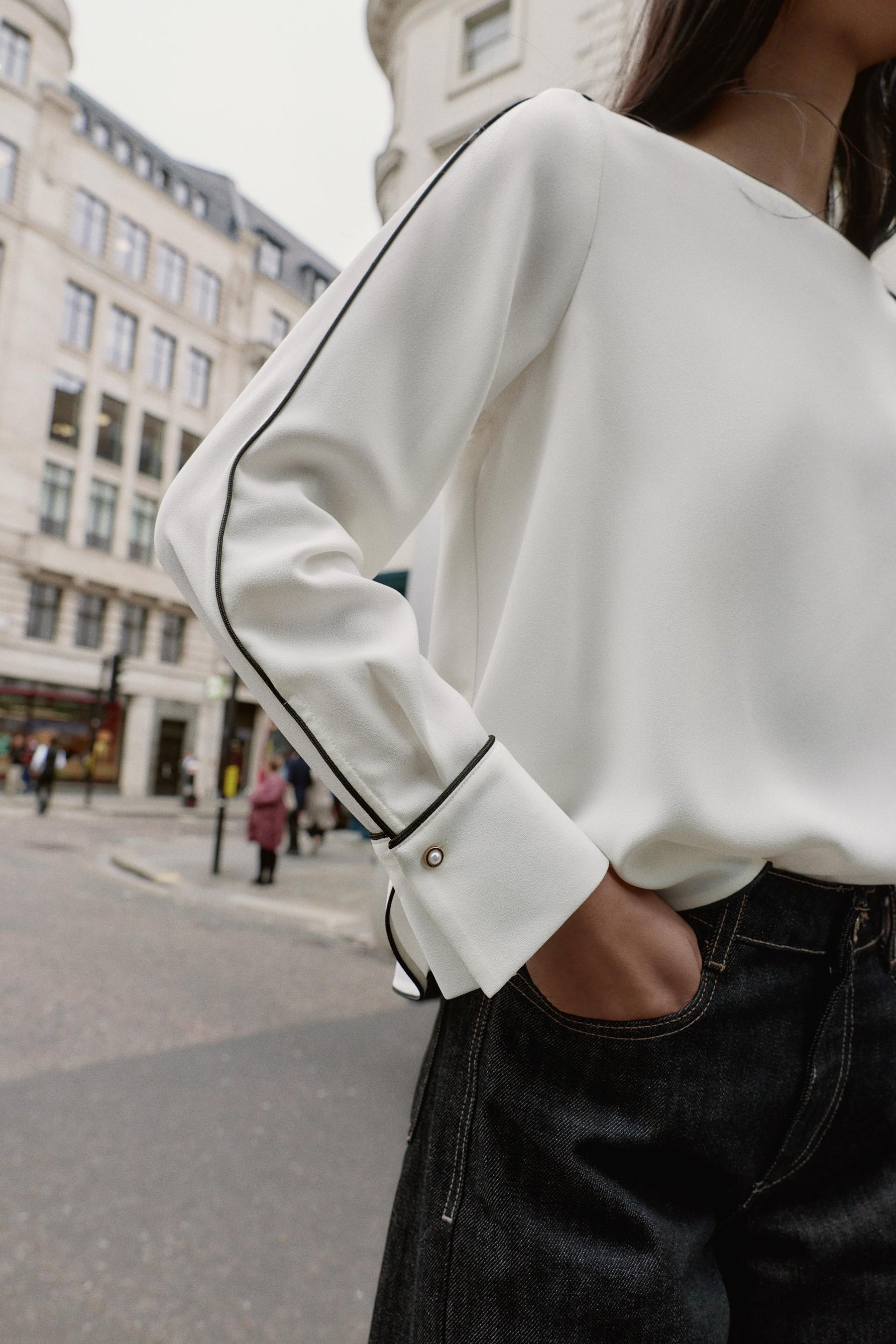 Contrast Crepe Blouse