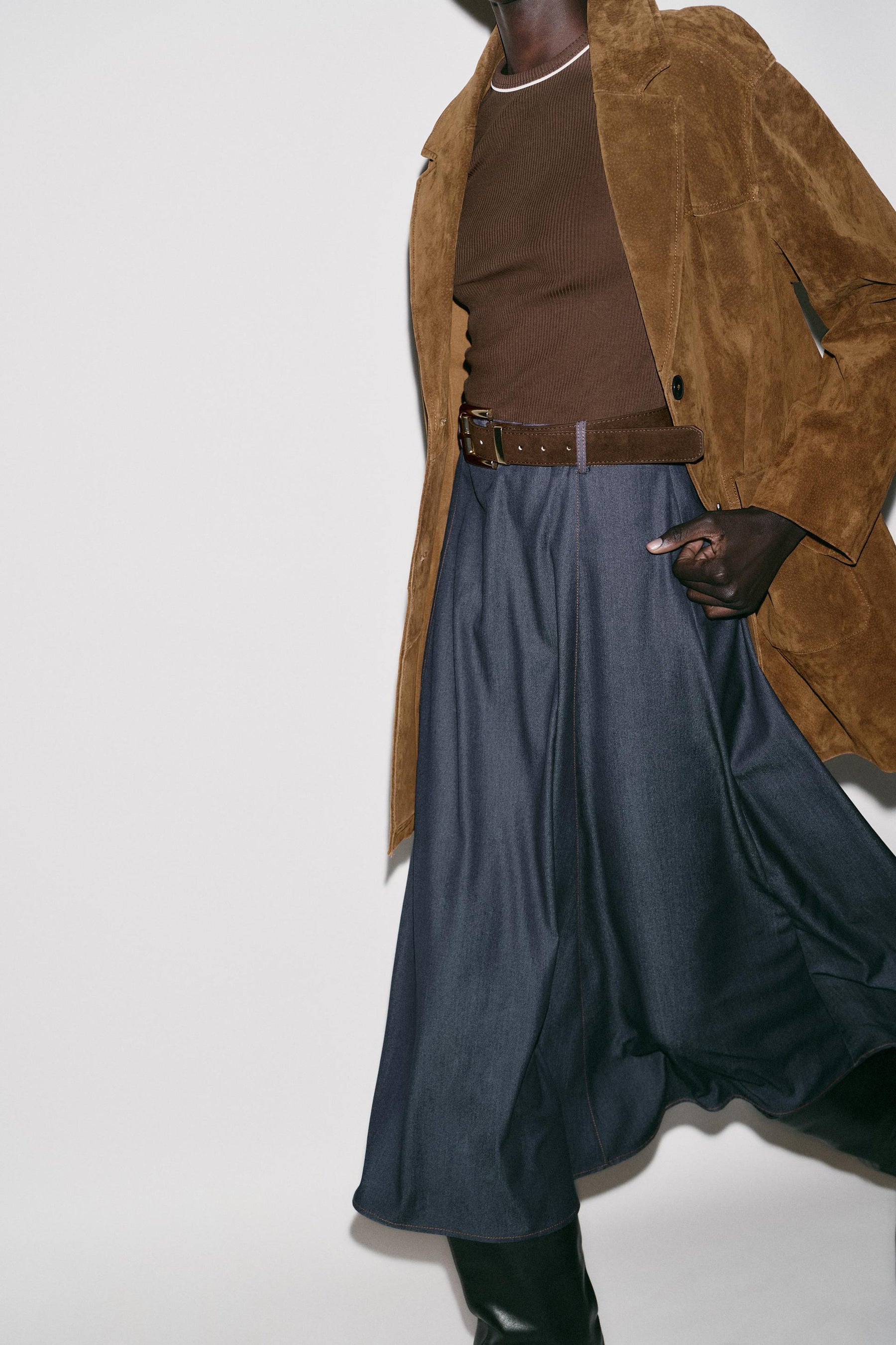 CONTRAST MIDI DRESS WITH BELT - Image 3