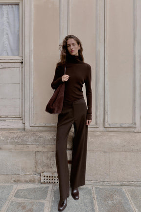 Straight-leg trousers