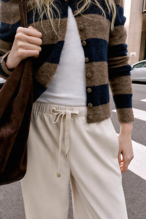 Wide-Leg Elastic Waistband Trousers