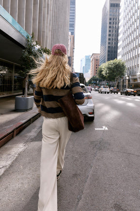 Wide-Leg Elastic Waistband Trousers