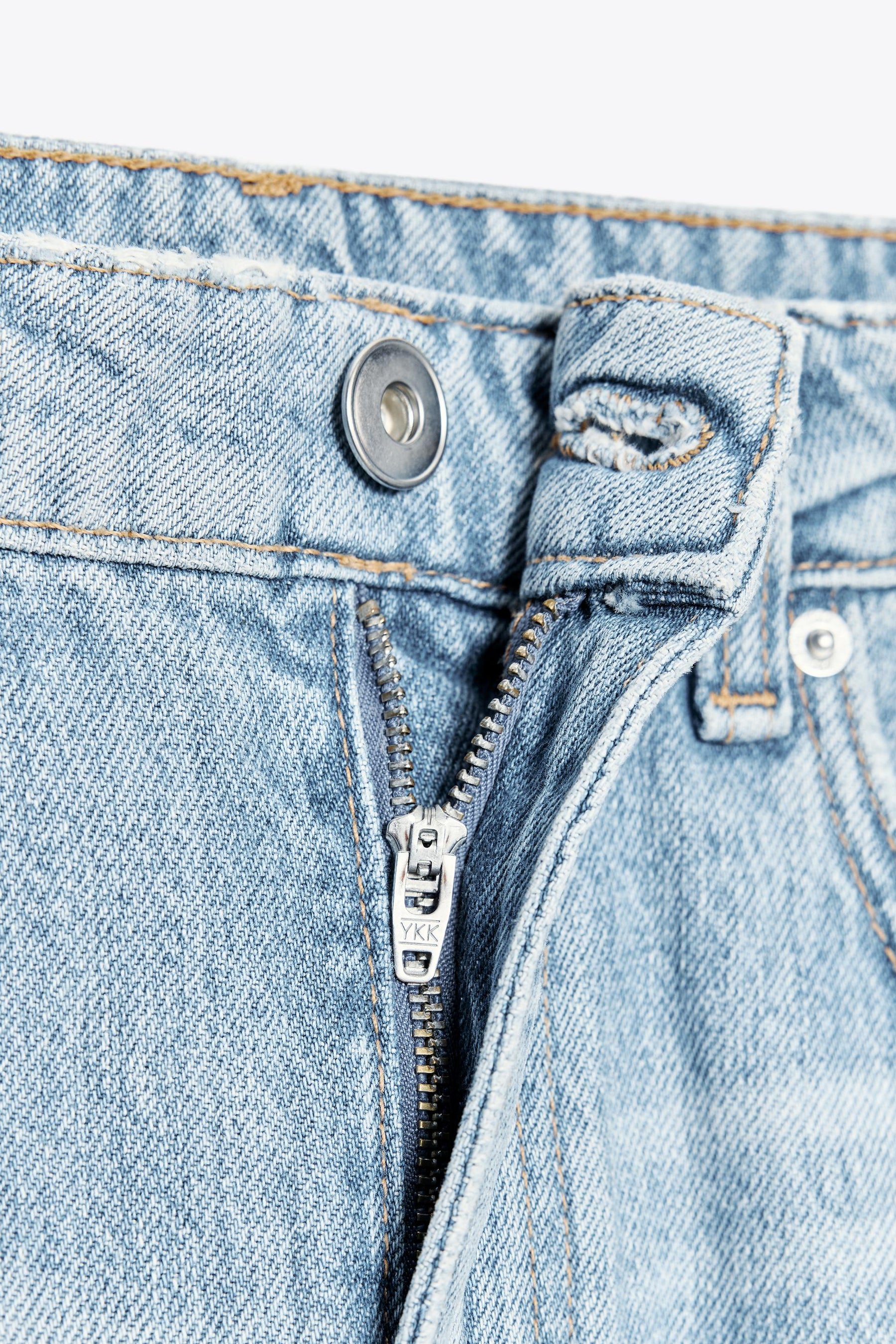 Baggy Mid-Waist Jeans