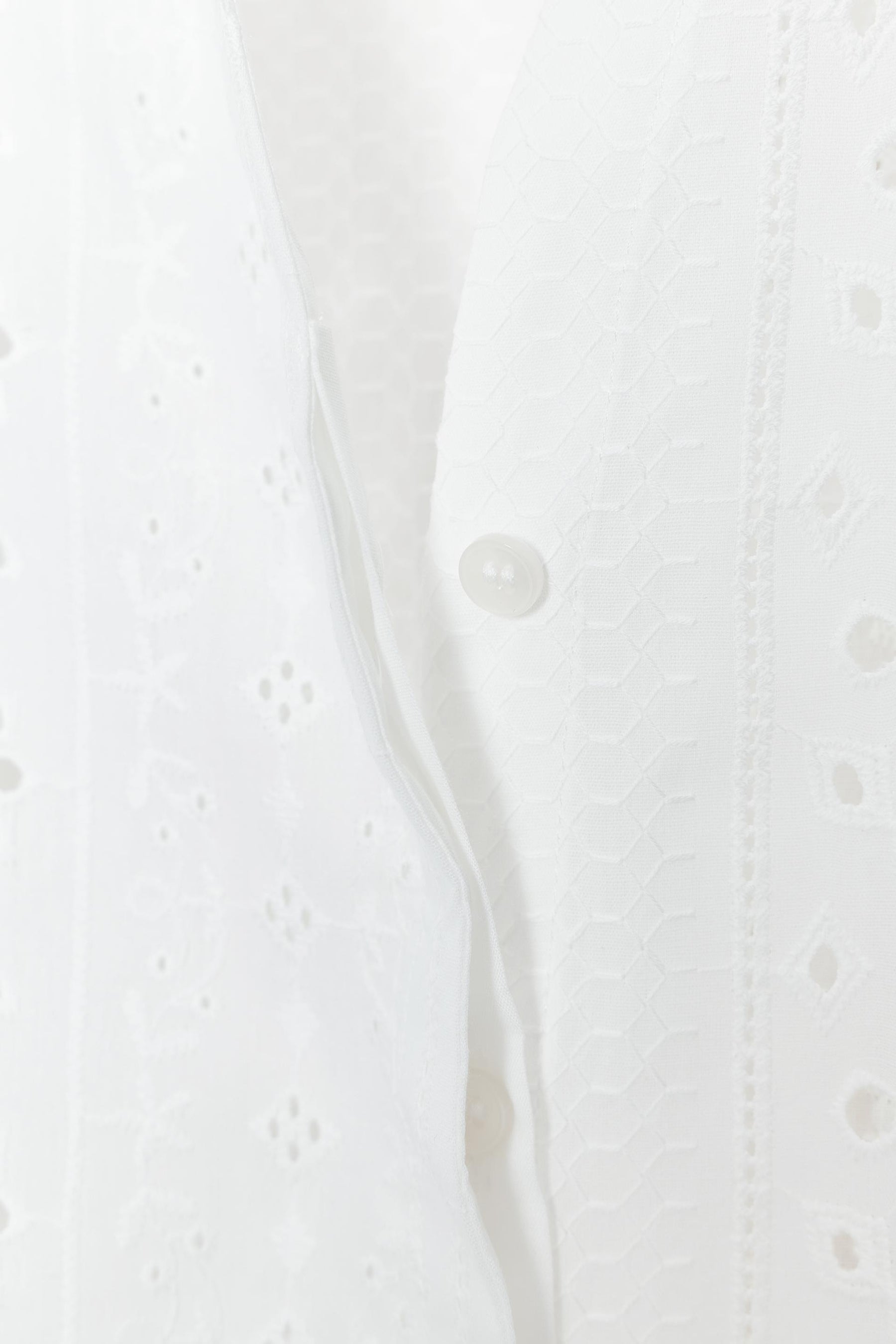 Embroidered Puff Sleeve Shirt