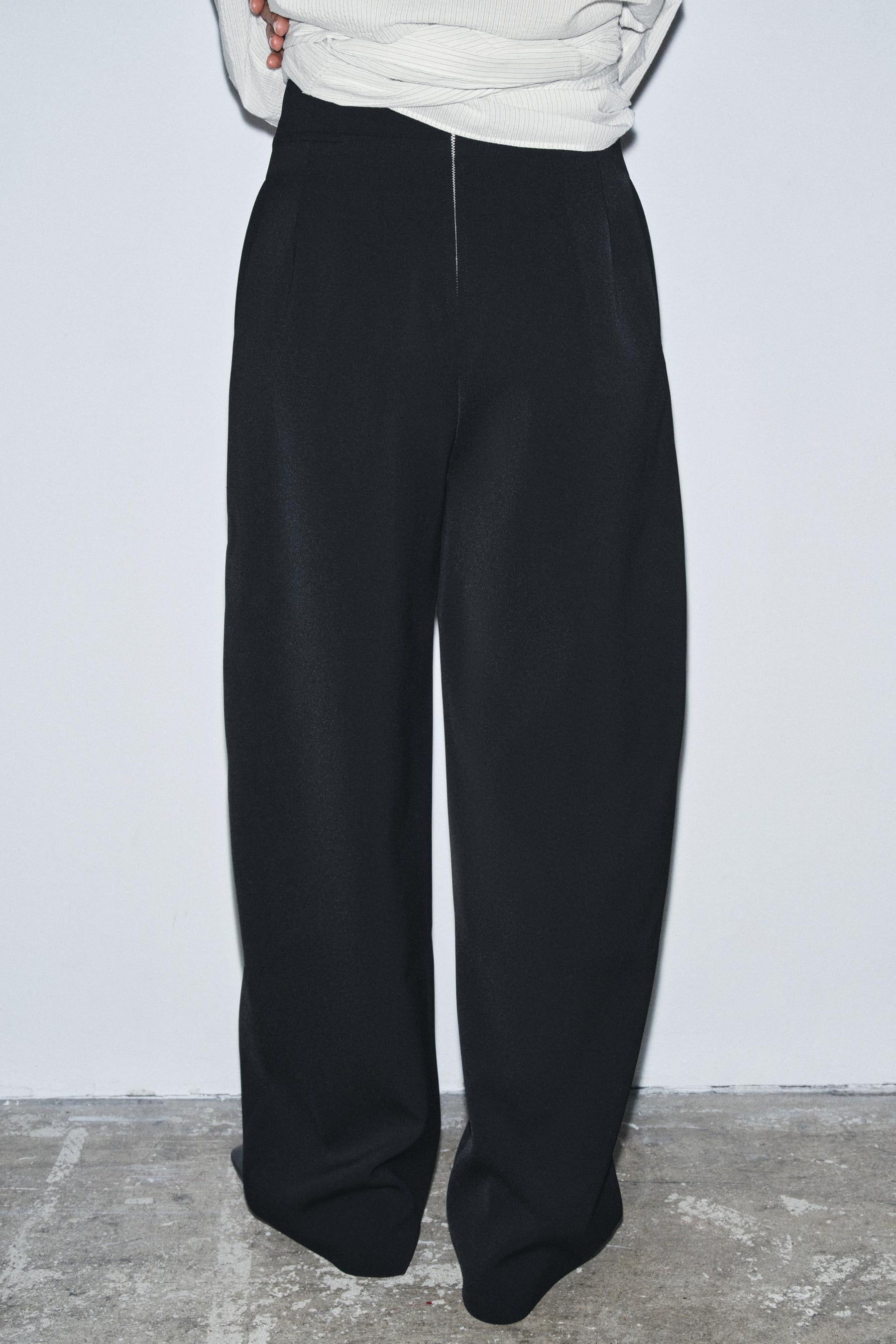 High-waist Trousers with Zip