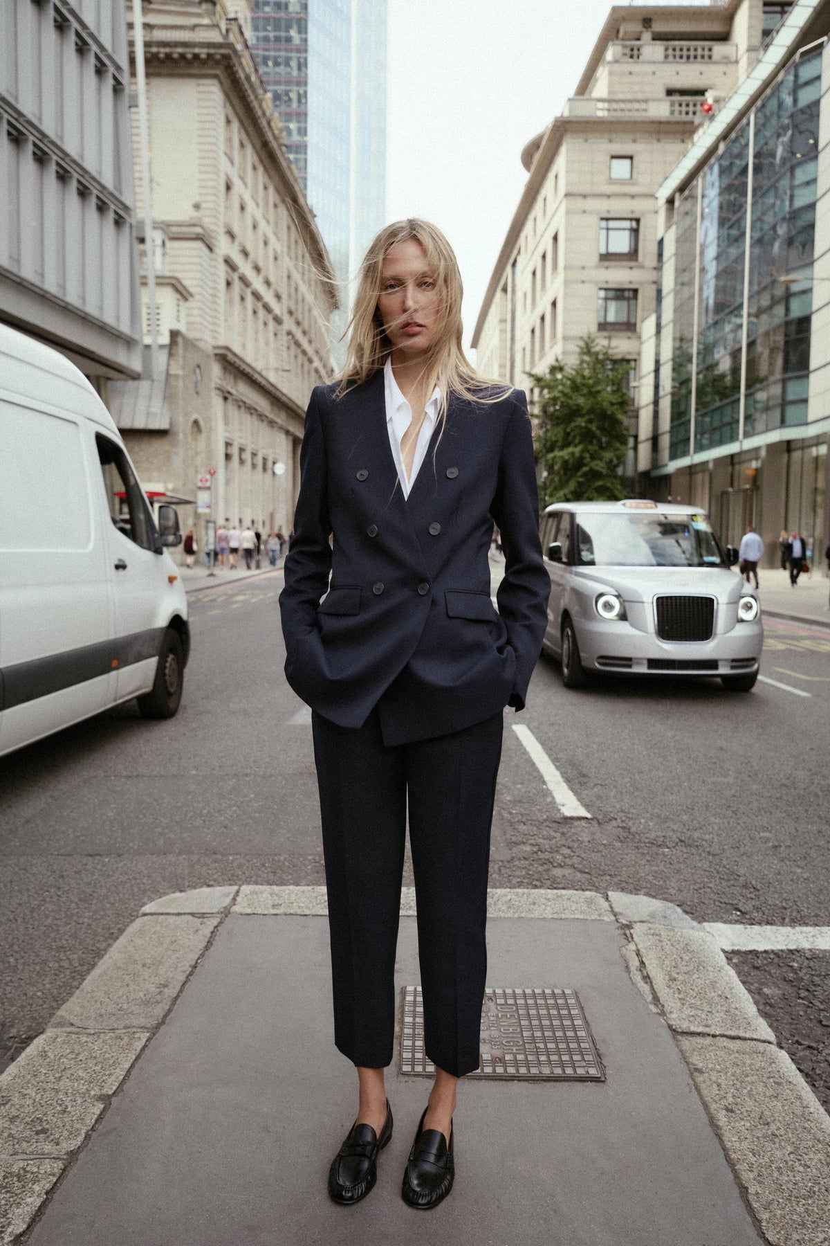 STRAIGHT-LEG TROUSERS