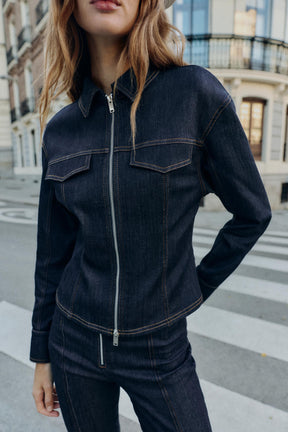 Fitted denim jacket