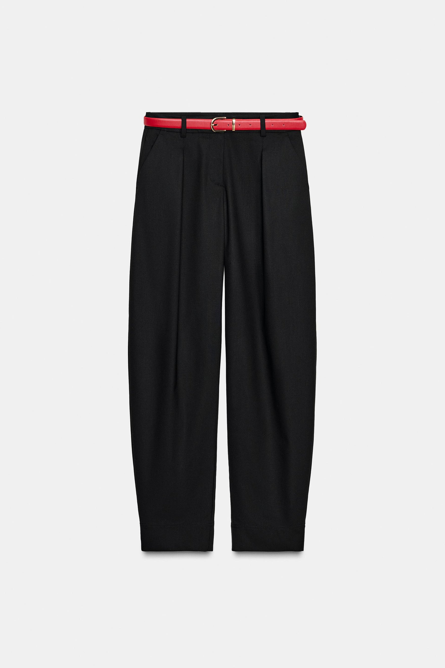 Straight-leg trousers with belt.