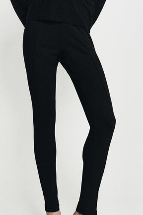 LIMITED EDITION KNIT LEGGINGS - Image 3