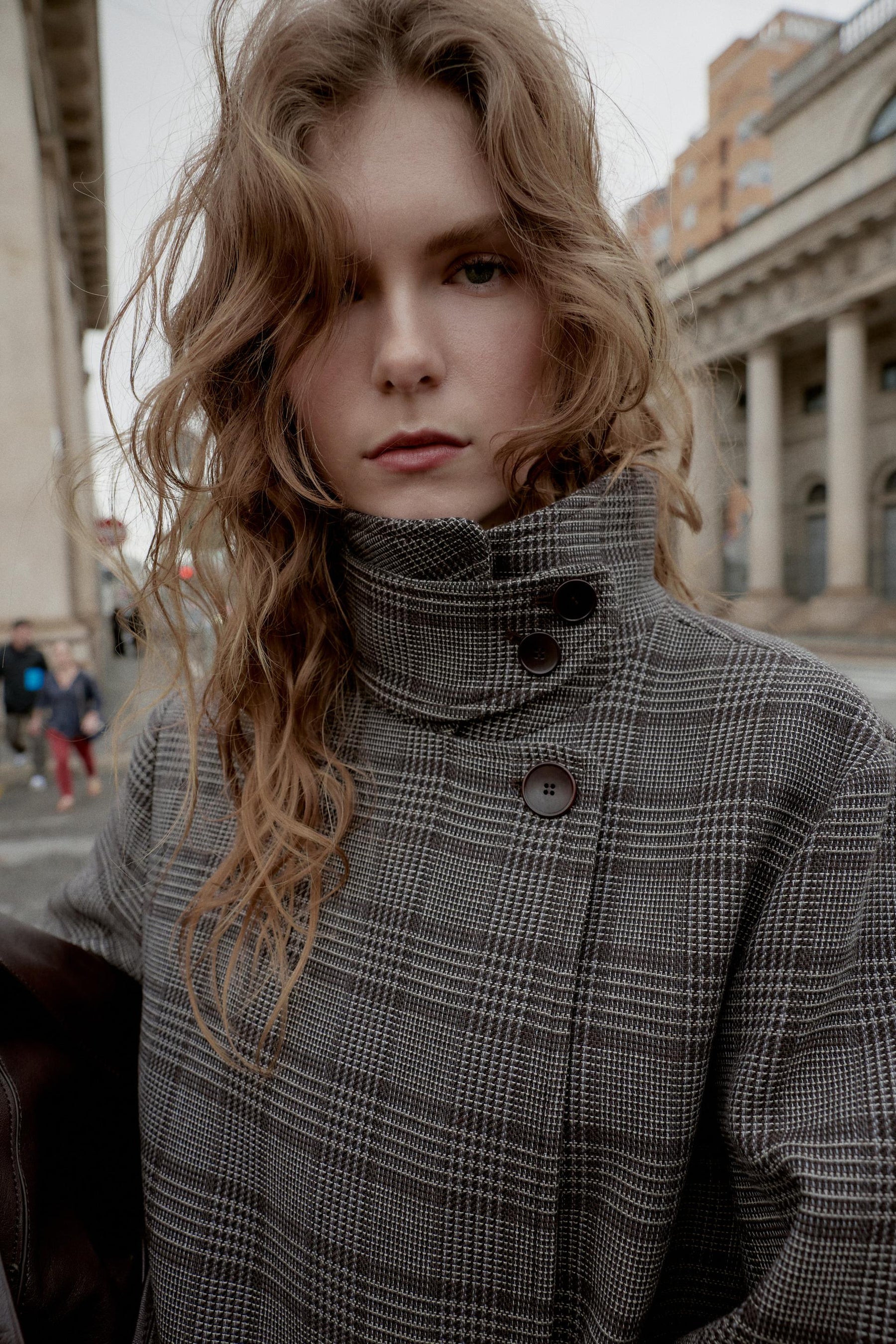 CHECKED DOUBLE-BREASTED JACKET