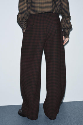 Balloon Trousers With Buttons