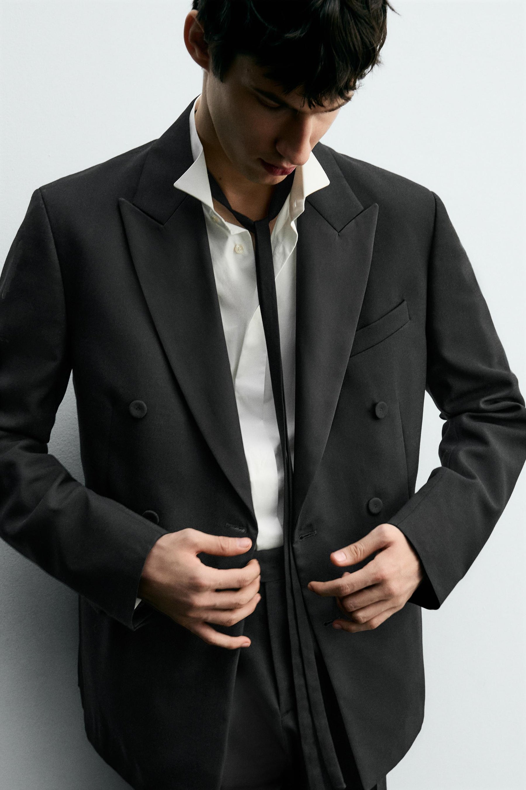 Double-breasted dinner jacket