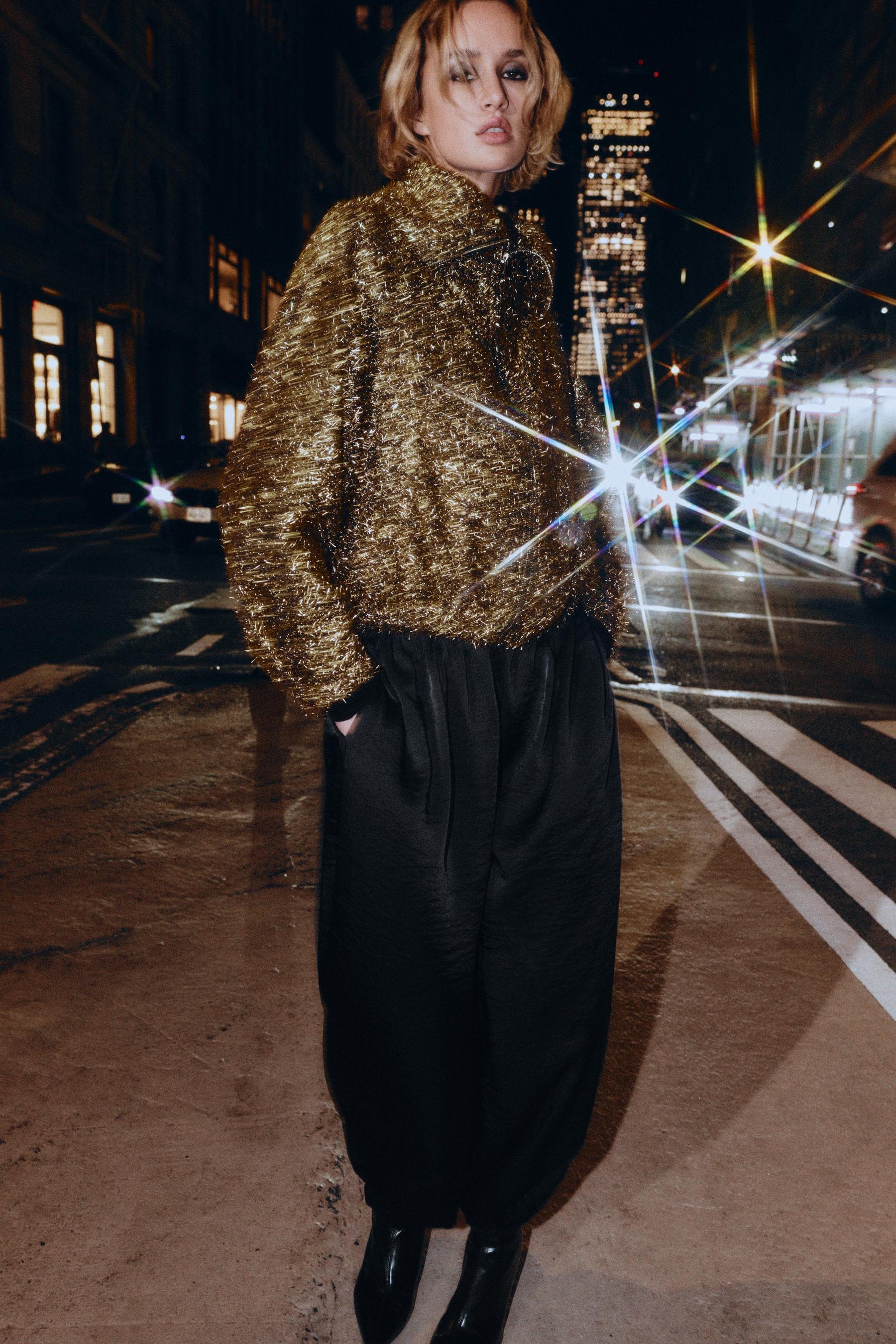 METALLIC THREAD BOMBER