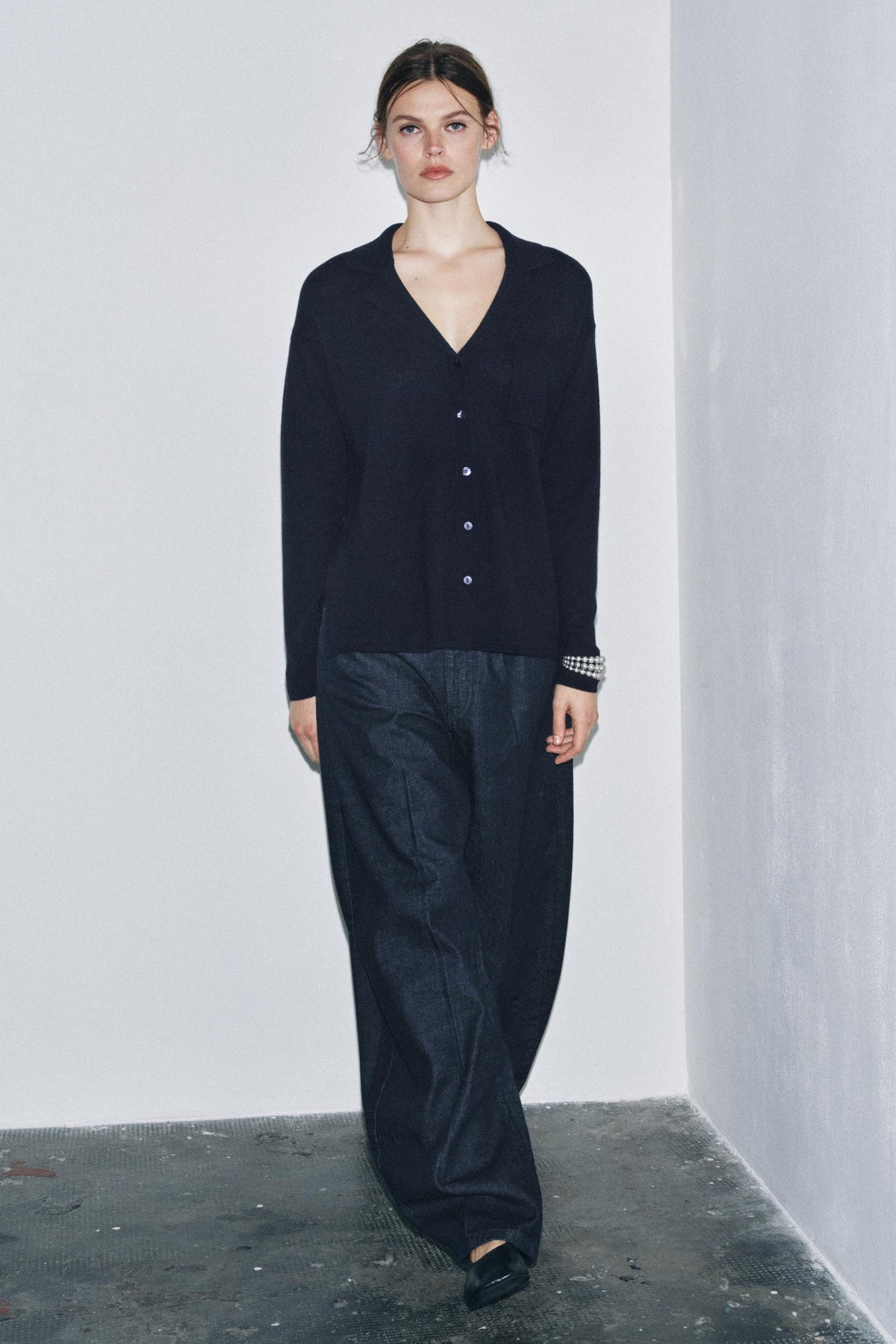 EXTRA SOFT WOOL CARDIGAN