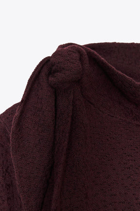 Knit jumper with tie