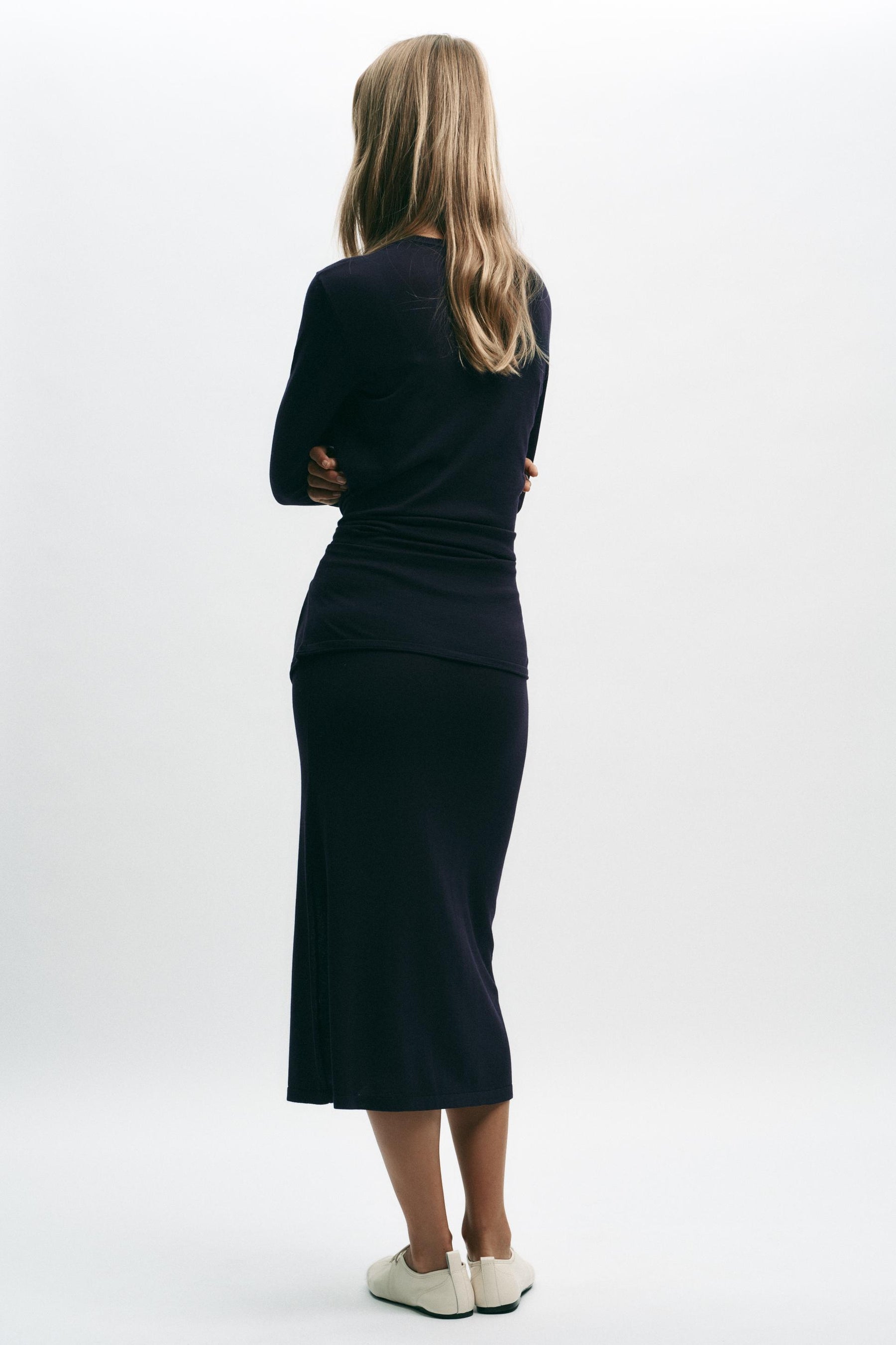 PLAIN KNIT MIDI SKIRT - Image 4