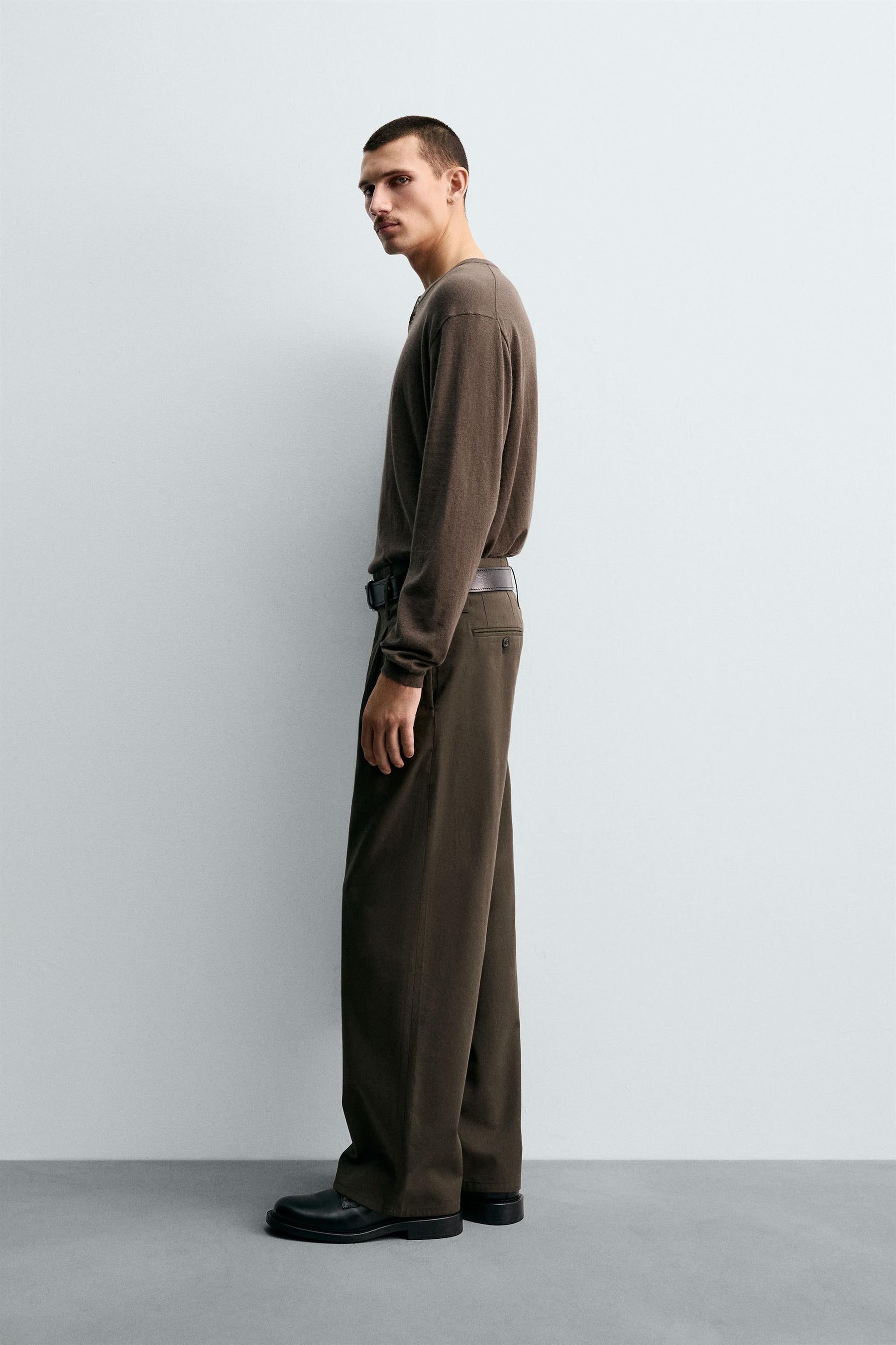 COTTON - CASHMERE BUTTONED NECK JUMPER - Image 4